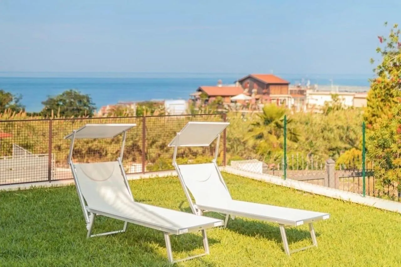 Nacari Home Giardini Naxos Lägenhet